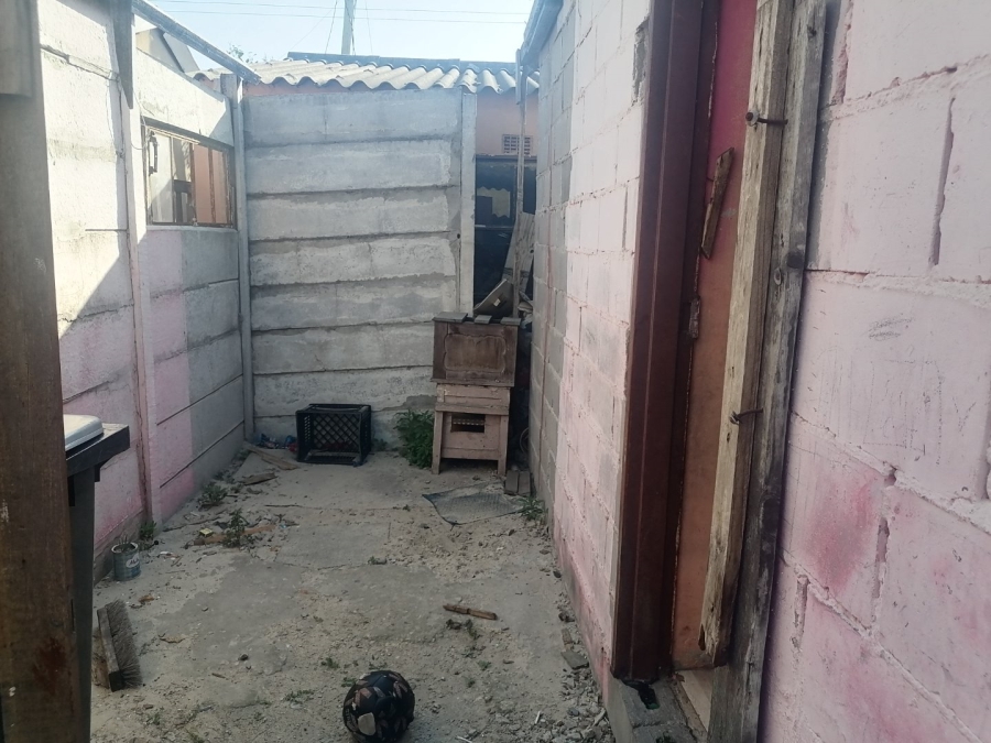 2 Bedroom Property for Sale in Khaya Western Cape